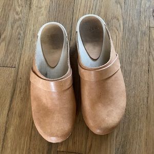 Bryr worker clog size 37